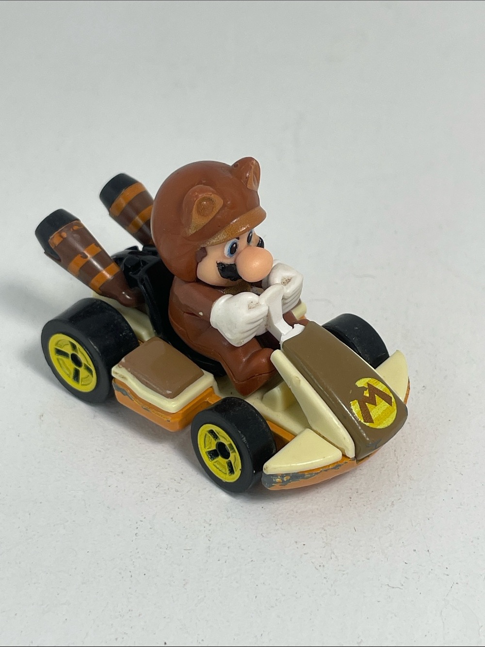 Hot Wheels Mario Kart TANOOKI MARIO Standard Kart Diecast 1:64 Car Loose